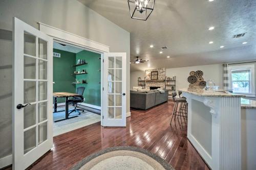 Buda Home with Deck and Fire Pit - 15 Mi to Austin! in Manchaca