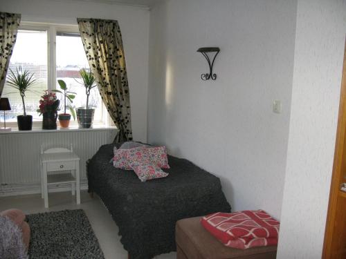 4 bedrooms, 7 beds