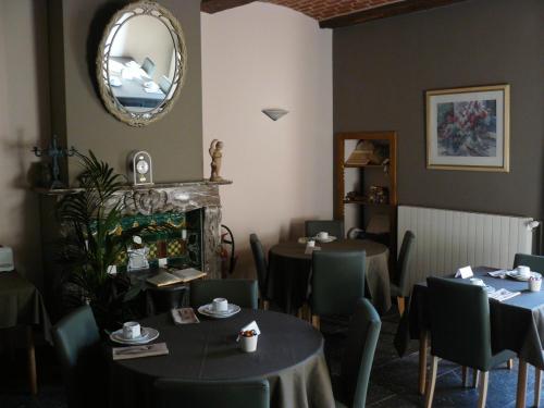 Hotel De Franc Bois in Dailly