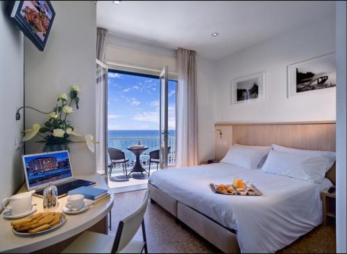 Superior Double or Twin Room with Sea View