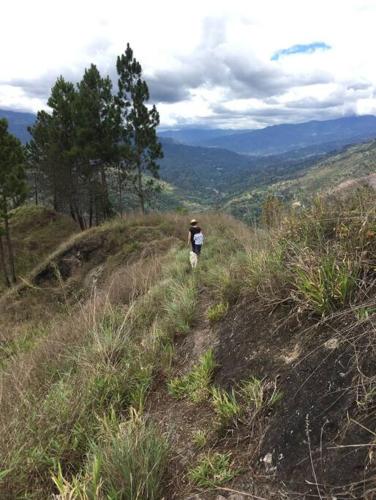 Hermosa casona sobre la represa la Esmeralda