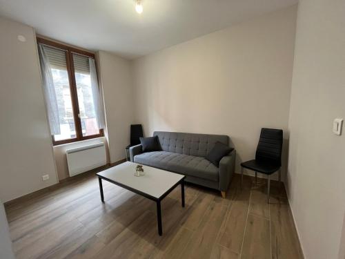 Appartement rénové à 15min de Lyon - Location saisonnière - Saint-Fons