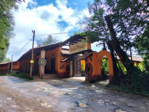 . Cabañas y habitaciones Los Cedros