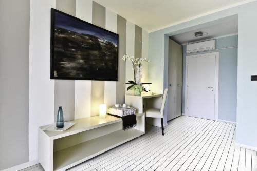 B&B Calligaris - image 11
