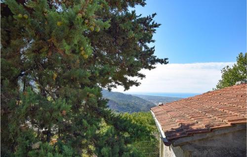 5 Bedroom Amazing Home In Fabbiano