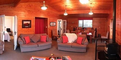 ผับ/เลาจน์, Ranfurly Cottage in แรติฮิ