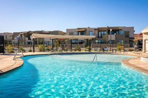 Coral Canyon Pool Private Hot Tub Fire Pit