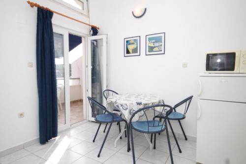 Apartments by the sea Pasadur Lastovo - 8386 - image 13
