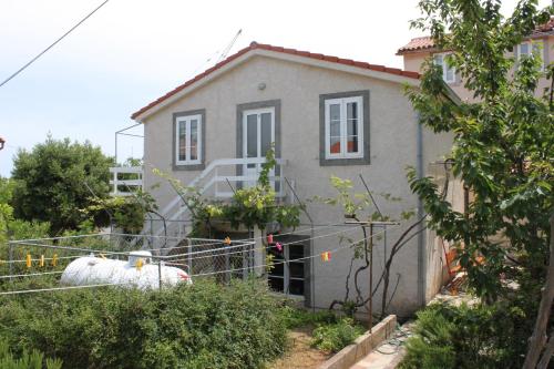  Apartments by the sea Nerezine, Losinj - 3479 in Nerezine