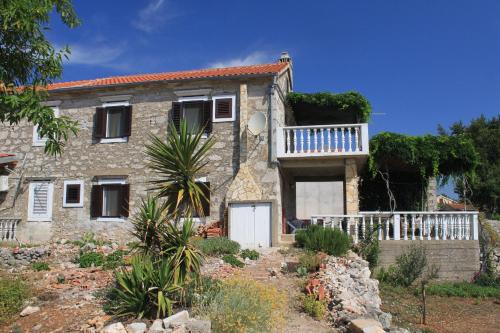  Apartments with a parking space Sali, Dugi otok - 8084 in Sali