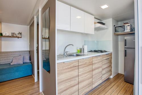 Two-Bedroom Apartment with Terrace image 6