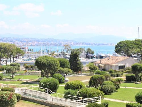 Appartement Villeneuve-Loubet, 2 pièces, 4 personnes - FR-1-252A-84 - Location saisonnière - Villeneuve-Loubet