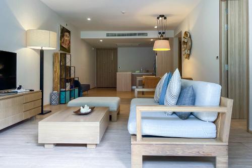 Baan Mai Khao - 2 Bedroom Luxury Condo- Direct Pool & Beach Access