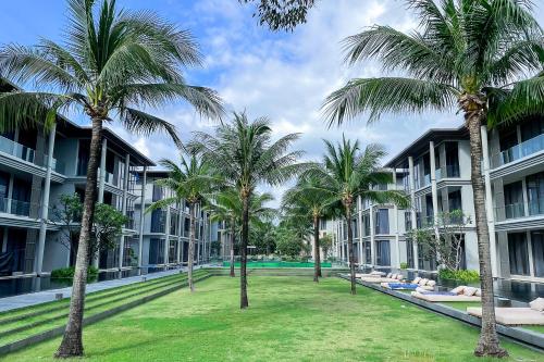 Baan Mai Khao - 2 Bedroom Luxury Condo- Direct Pool & Beach Access