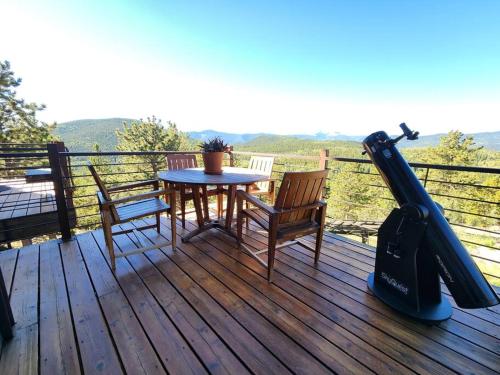 Balcony/terrace, Off-grid Masterpiece Cabin W/ Breathtaking View in Central City (CO)