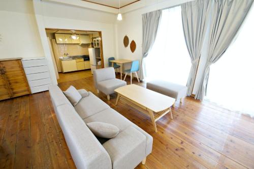 にらい恩納　蘭