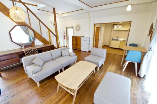 にらい恩納　蘭