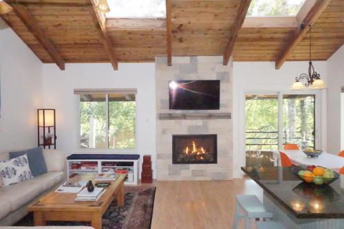 35 Lower Woodbridge Rd Z196 (203090-2371) Condo - main image