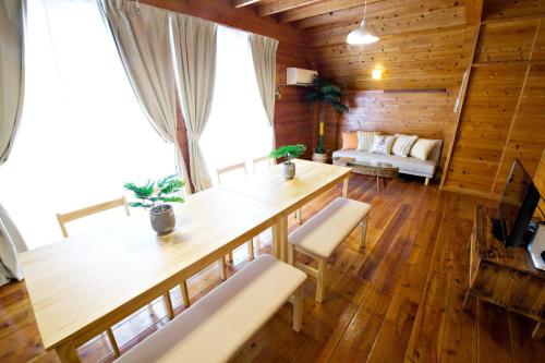 にらい恩納　杉の木