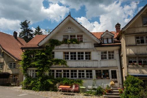  Gasthaus Rössli, Pension in Trogen bei Altstätten