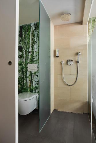 Single Room image 5