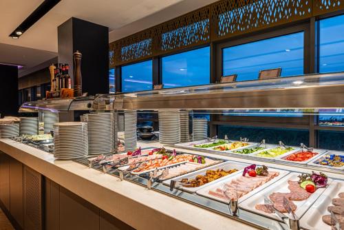 398297591 Hotel Helikon, Keszthely