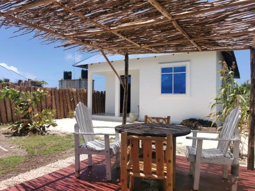 Moyo wa Bahari House