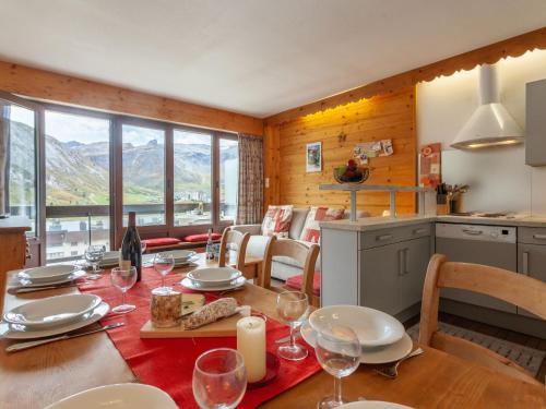 Apartment Le Bec Rouge - Le Lac-8 by Interhome in Tignes Le Lac