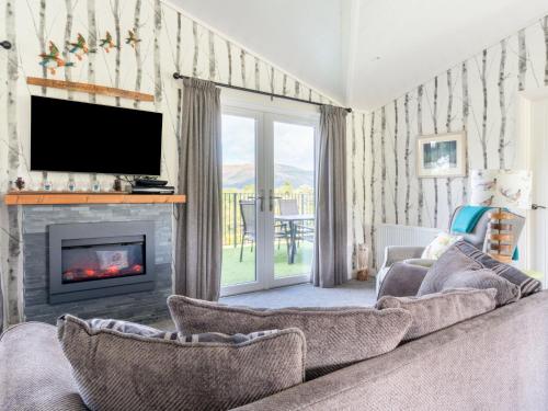 Chalet Loch Leven Lodge 16- Robin's Nest by Interhome