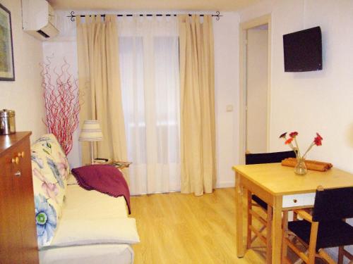 Economic Rambla Suites