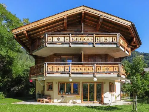 Apartment Chalet Sans Soucis by Interhome in Chesières, Schweiz