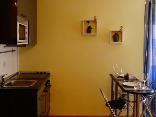 Standard Studio image 5