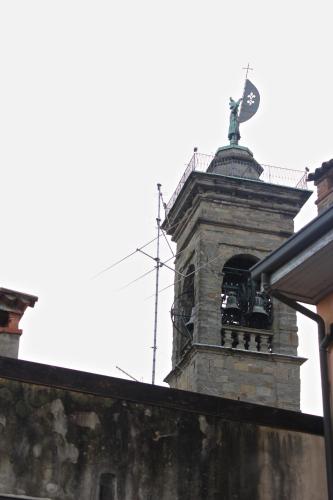 Casa Vacanza Fontana Del Delfino - image 2