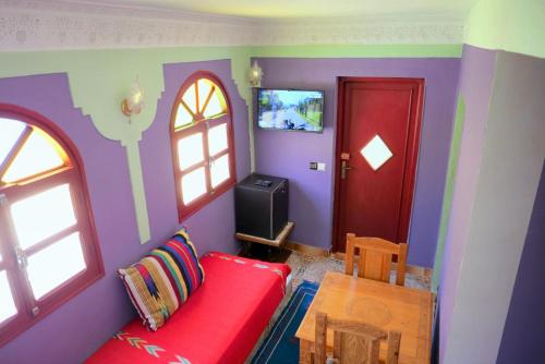 1 double bed, 2 twin beds