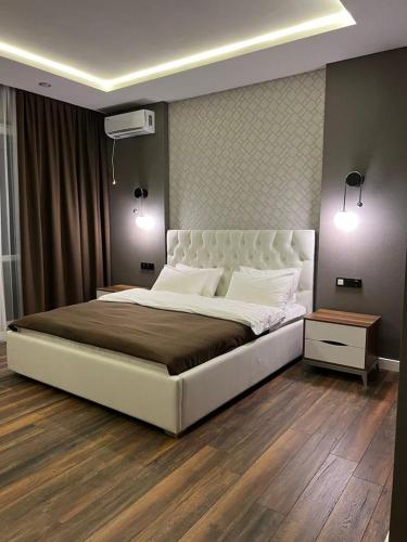 Dream Hotel - Accommodation - Almaty