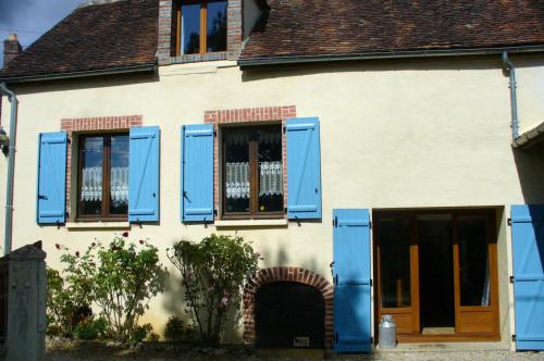 Maison de 2 chambres avec jardin clos et wifi a Villeuneuve sur Yonne - Location saisonnière - Villeneuve-sur-Yonne