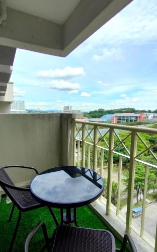 阳台/露台, 位于武吉加里尔的3卧室公寓-81平方米|带2个独立浴室 (Cozzzzy Two Next to Axiata Arena, Bukit Jalil) near Sri Petaling LRT Station