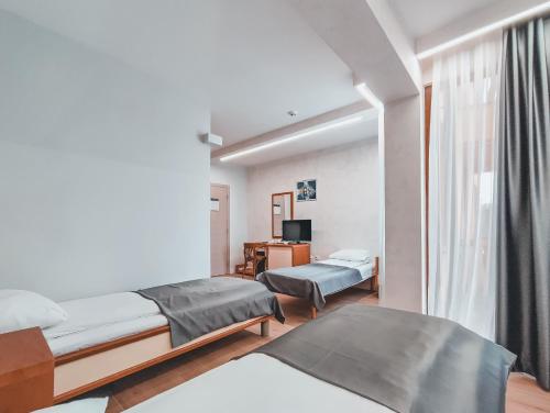 Motel Almy - image 9