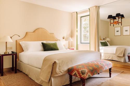 Lisbon Hotel das Amoreiras - Small Luxury Hotels of the World 4-Star Hotel suite