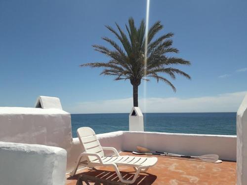 บริการและสิ่งอำนวยความสะดวก, Estepona - Primera linea de playa y solarium Jo3 in ปลายา เดล ซอล บียากานา