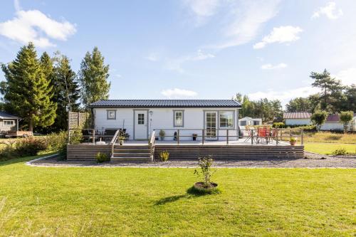 Cozy mobile home near sandy beach - Hammar