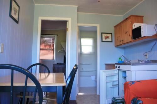 مطبخ, Rustico Acres Cottages in North Rustico (PE)