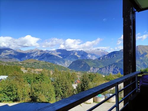 Appartement 2 Chbres Calme Vue vallée 500m des pistes