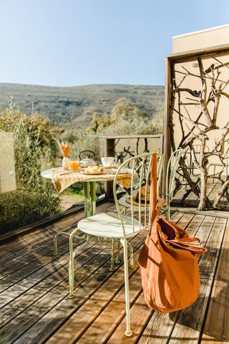 陽台/露台, 烹飪與自然情感酒店 (Cooking and Nature - Emotional Hotel) in 莫斯港