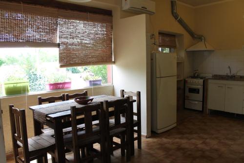 Two-Bedroom Bungalow image 8
