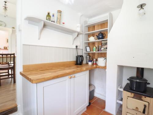 A szálláshely kívülről, Warren Cottage in Leavenheath