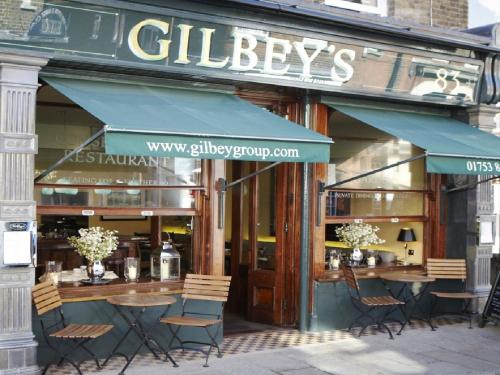 Gilbey's Bar, Restaurant & Townhouse - Accommodation - Windsor