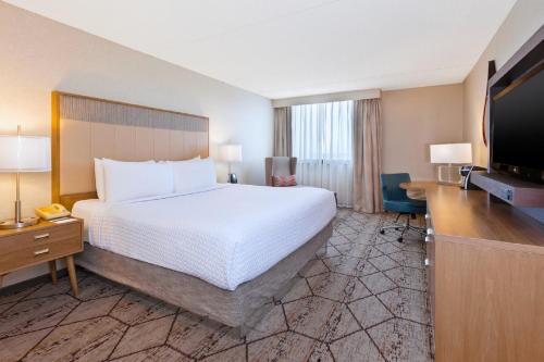 Crowne Plaza Columbus North - Worthington