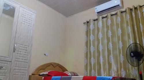 Afrikan Regent Guest House 5 minutes from the Airport to East Legon AnC Mall 2 BEDROOMS