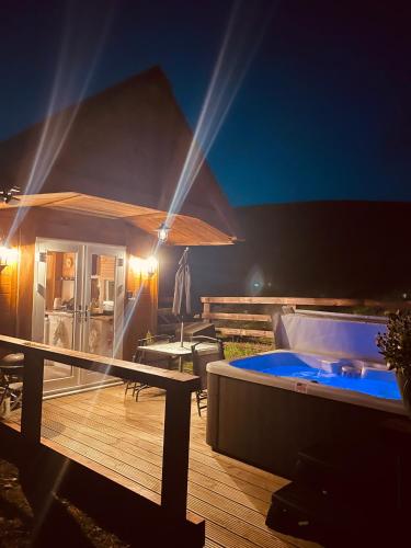 East Learmouth Lakeside Lodges